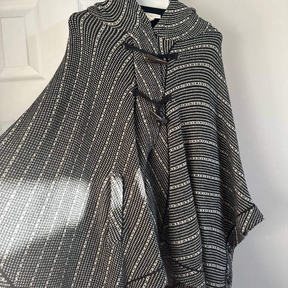 Forever 21 poncho